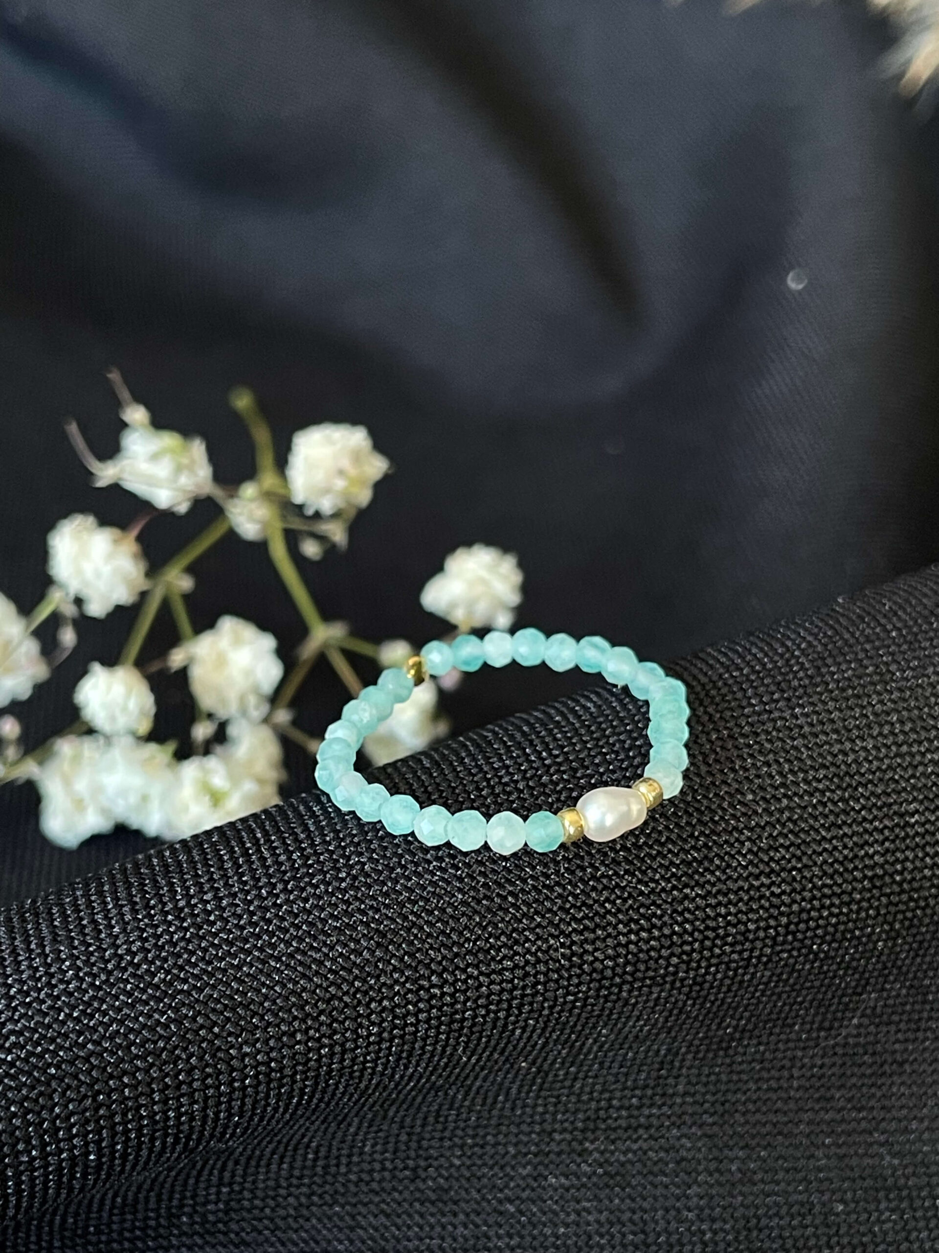 Pierścionek elastyczny z amazonitem i perłą